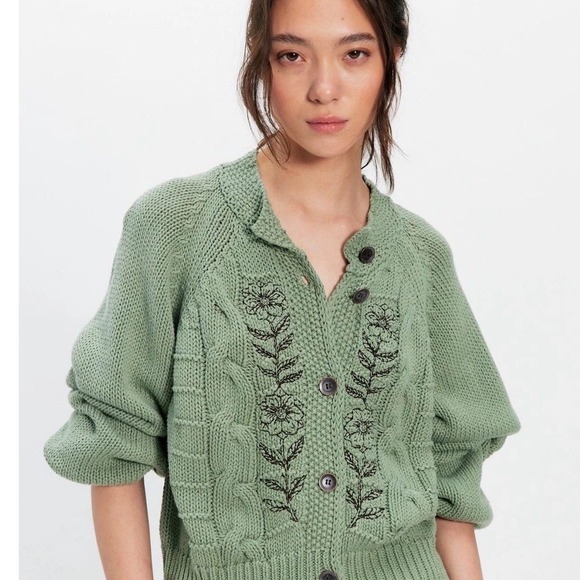 Free People Sweaters - Free People On the Edge Green Cardigan Sweater w/ Floral Embroidery Large NWT
